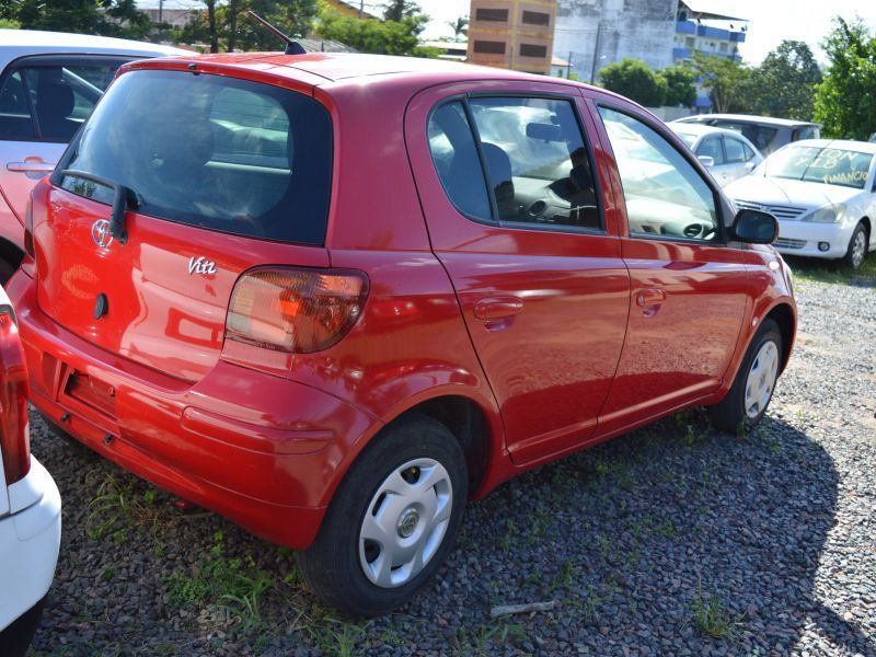 Toyota vitz 2004