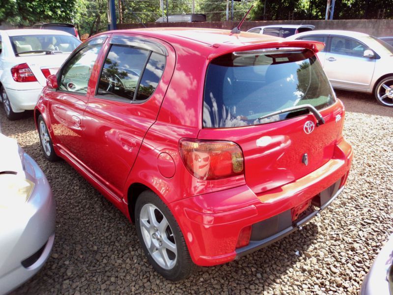Toyota vitz 2004