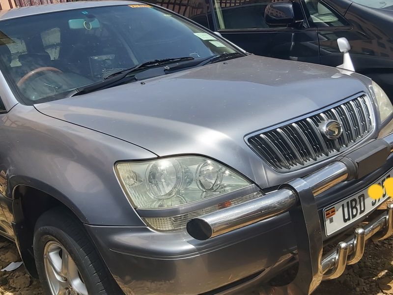Toyota harrier 2001