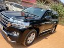 2010 Toyota land cruiser v8