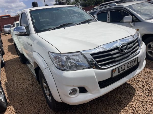 2008 Toyota hilux vigo photo