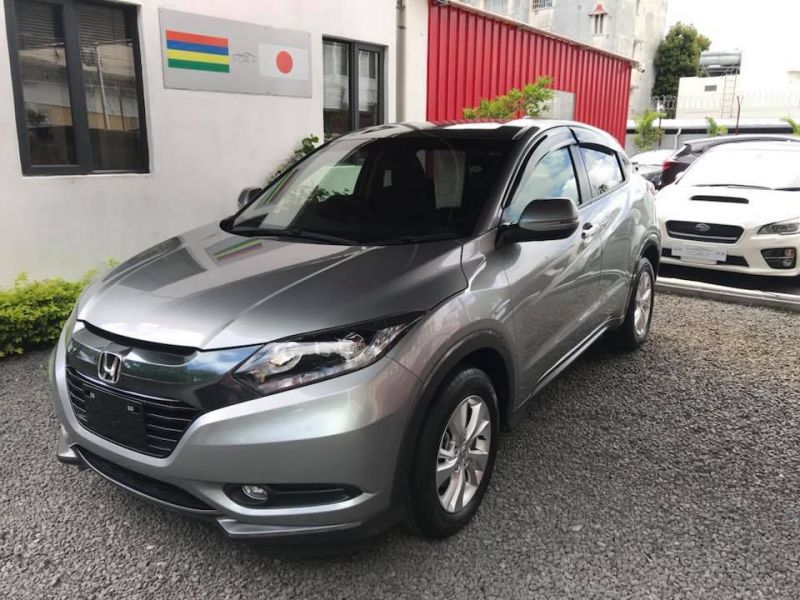 2014 Honda Vezel Hybrid for sale  9 000 Km  Automatic transmission