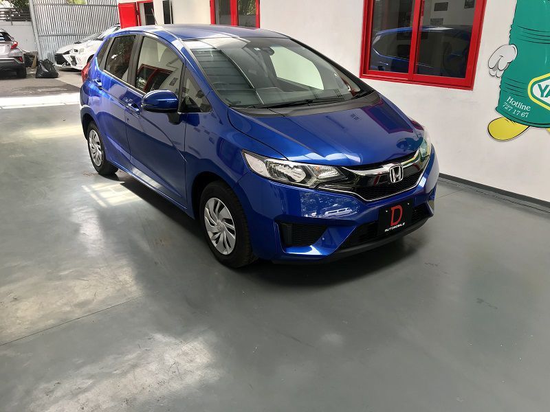 17 Honda Fit Gk3 For Sale 47 000 Km Automatic Transmission Delior Automobile