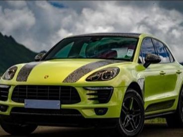 2018 Porsche Macan photo