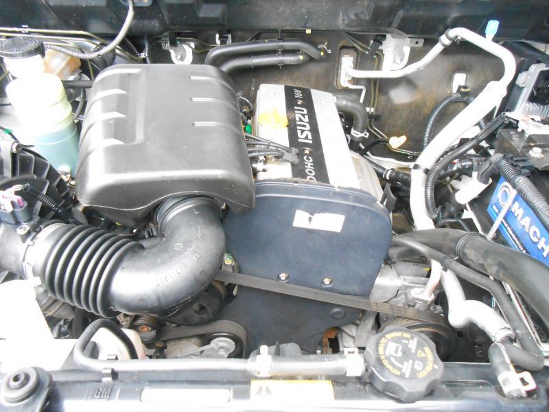 2015 Isuzu KB 240 LE D/C 4X4 for sale 92 000 Km Manual transmission