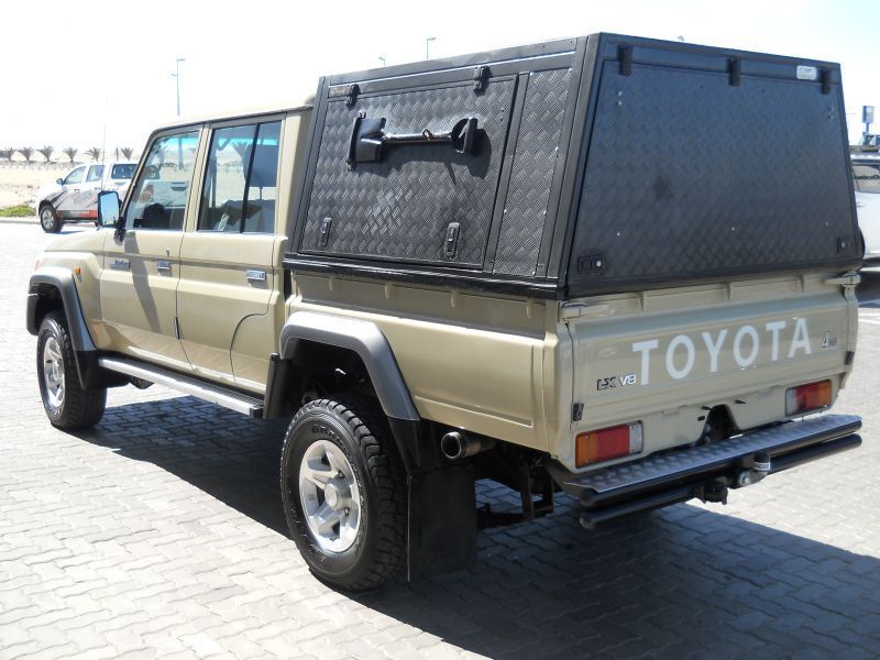 2016 Toyota Land Cruiser 4.5 V8 D4D for sale | 100 000 Km | Manual