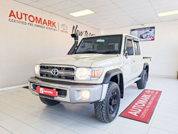 2023 Toyota LC79 DC 4.0 Petrol 4x4 MT photo