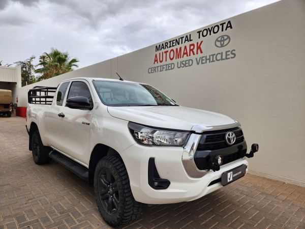 2023 Toyota Hilux XC 2.4GD6 4X2 Raider MT photo