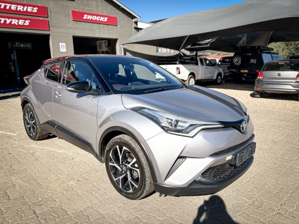 2020 Toyota TOYOTA C-HR 1.2T LUXURY CVT photo