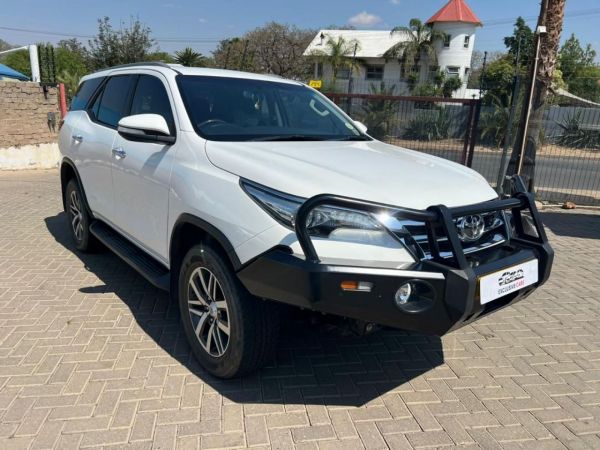 2017 Toyota Fortuner 2.8GD-6 4x4 A/T photo