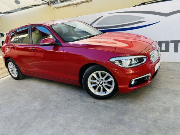 2017 BMW 118i photo