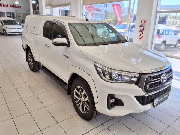 2018 Toyota Hilux Extra Cab 2.8GD6 4x4 Raider AT photo
