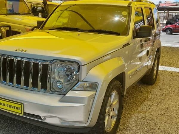 2012 Jeep Cherokee 3.7 Liberty Ltd Ed A/t photo