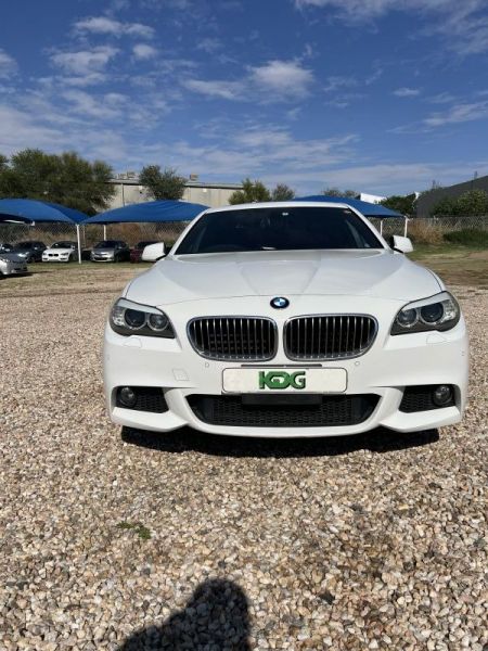 2011 BMW 523i photo