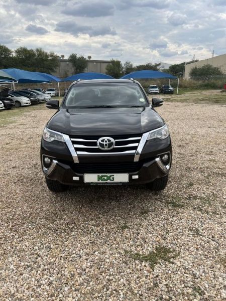 2016 Toyota Fortuner 2.4 GD 6 4x 2 photo