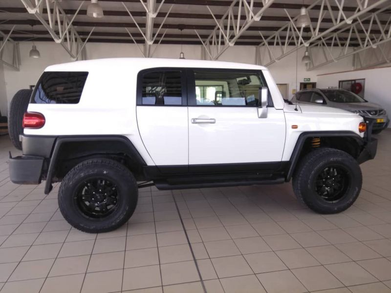 2019 Toyota Fj Cruiser For Sale 19 800 Km Automatic