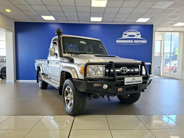 2021 Toyota Landcruiser 79 4.5D V8 Single Cab photo