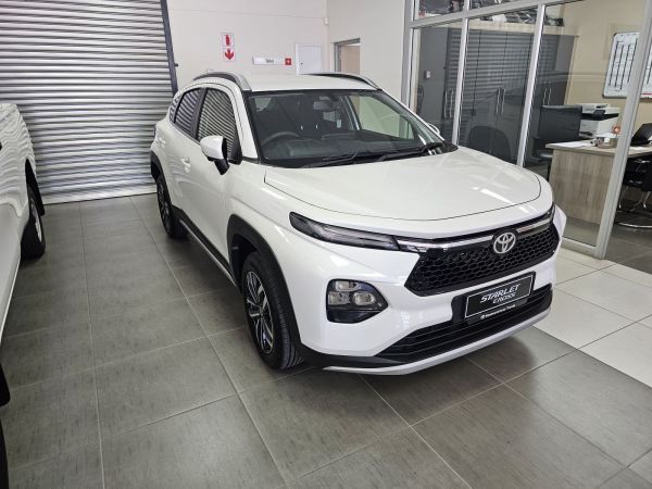 2025 Toyota Starlet cross XR AT photo