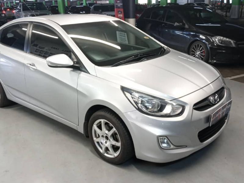 2012 Hyundai Accent 1.6 Manual GLS for sale 95 000 Km Manual