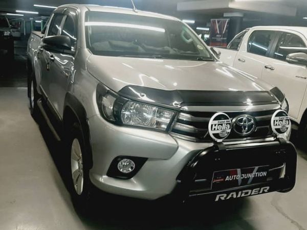 2018 Toyota Hilux 2.4 GD6 SRX photo