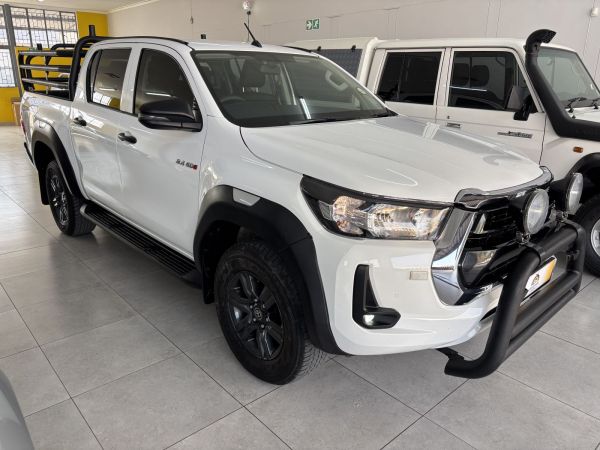 2023 Toyota Hilux 2.4 D/cab 4x4 A/t photo