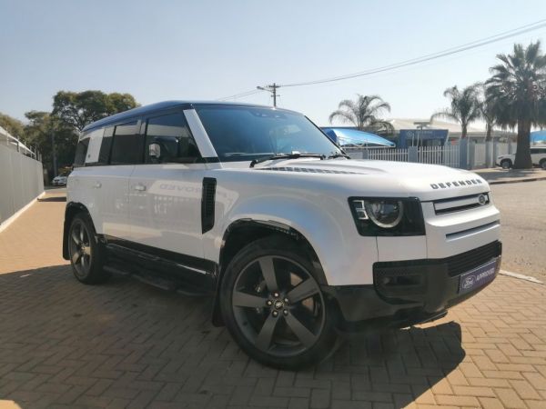 2022 Land Rover DEFENDER  110 P525 V8 386KW photo