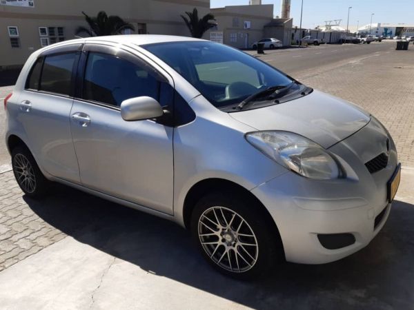 2009 Toyota Vitz 1.3 Auto photo