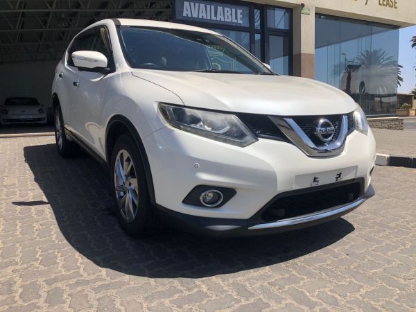 2016 Nissan X Trail 2.0 4WD photo