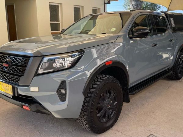 2022 Nissan Navara Pro-4x photo