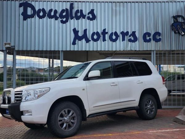 2010 Toyota Land Cruiser 200 V8 TD VX A/T photo