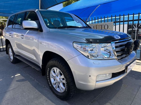 2008 Toyota Landcruiser 200 4.5 V8 VX photo