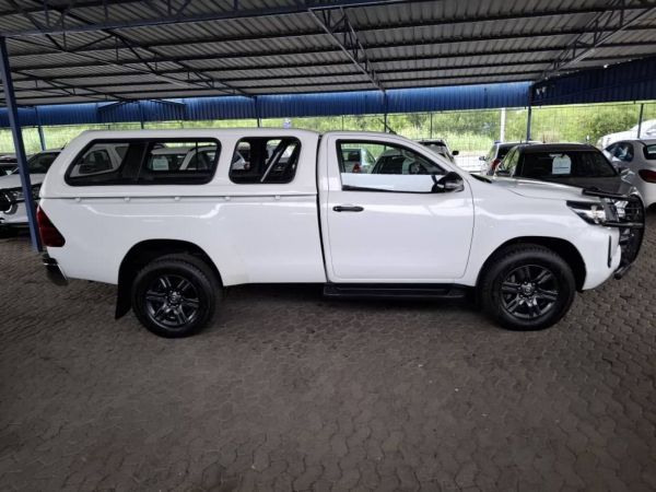 2022 Toyota HILUX 2.4 GD6 RAIDER 4X4 MAN S/CAB photo