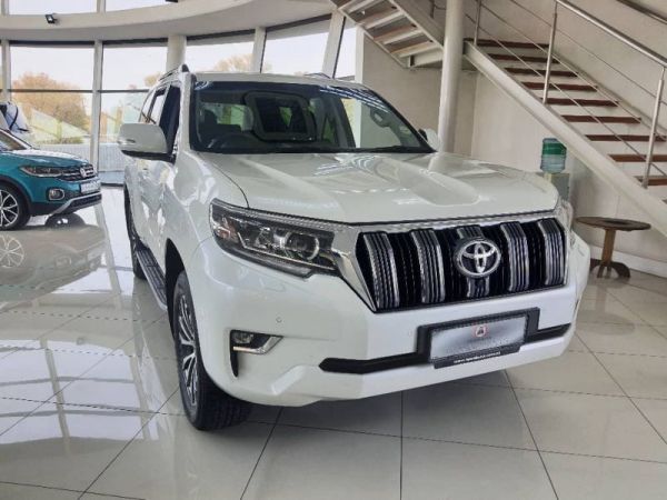 2022 Toyota Prado VX 4.0 V6 (Petrol) 4x4 A/T photo