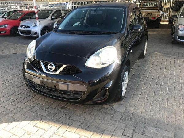 2014 Nissan Nissan March photo