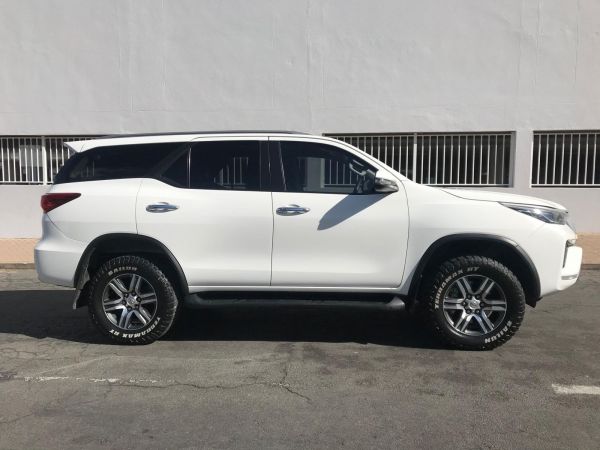 2022 Toyota Fortuner 2.4 GD6 Auto 4x4 (No-Deposito) photo