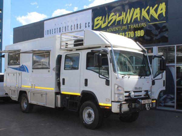 0 Isuzu NPS300 photo