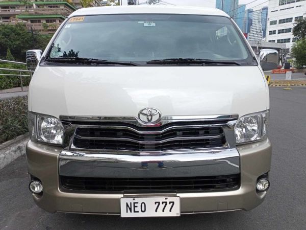 2017 Toyota Super Grandia photo