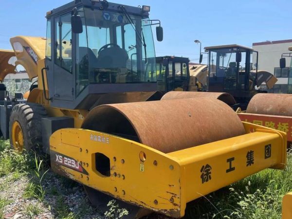 2019 XCMG XS223J photo