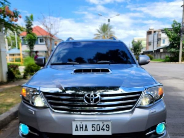 2015 Toyota Fortuner V photo