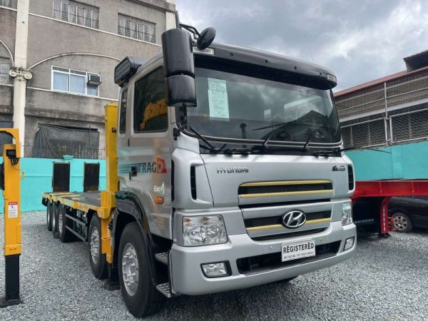 2023 Hyundai SELF LOADER TRUCK photo