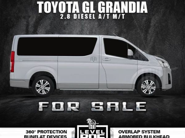 2025 Toyota GL Grandia Armored photo