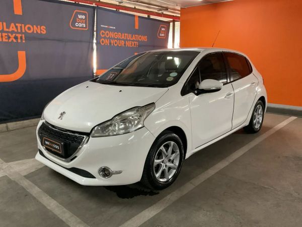 2013 Peugeot 208 1.2 VTI Access 5-Door photo