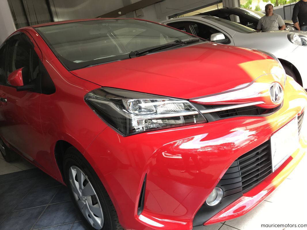 2016 Toyota VITZ RED for sale 48 467 Km Automatic transmission