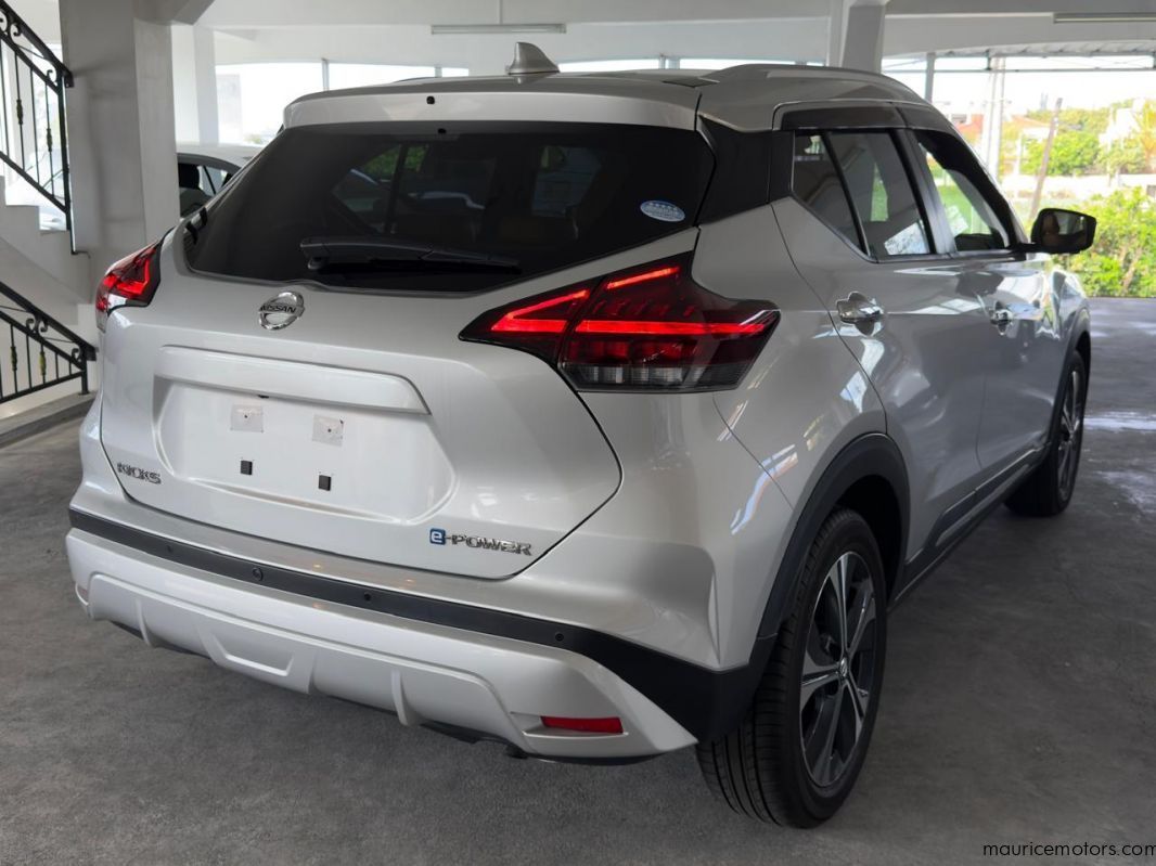 2022 Nissan Kick E-Power X 2 Tone Interior Edition photo