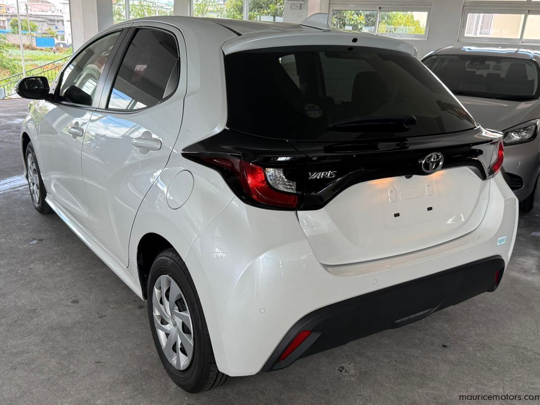 2022 Toyota Yaris X 990cc photo