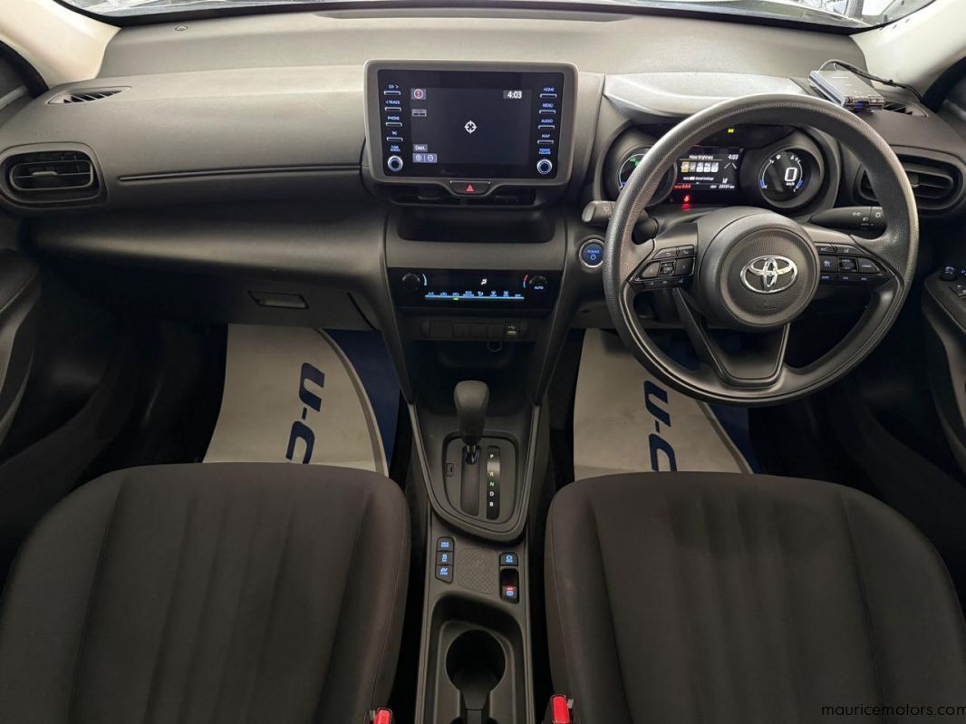 2022 Toyota Yaris Cross X Hybrid  photo