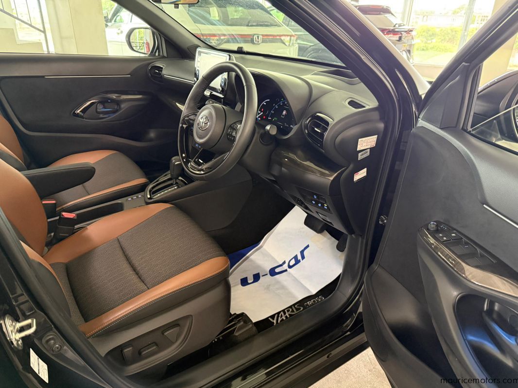 2023 Toyota Yaris Cross Z Adventure Hybrid photo