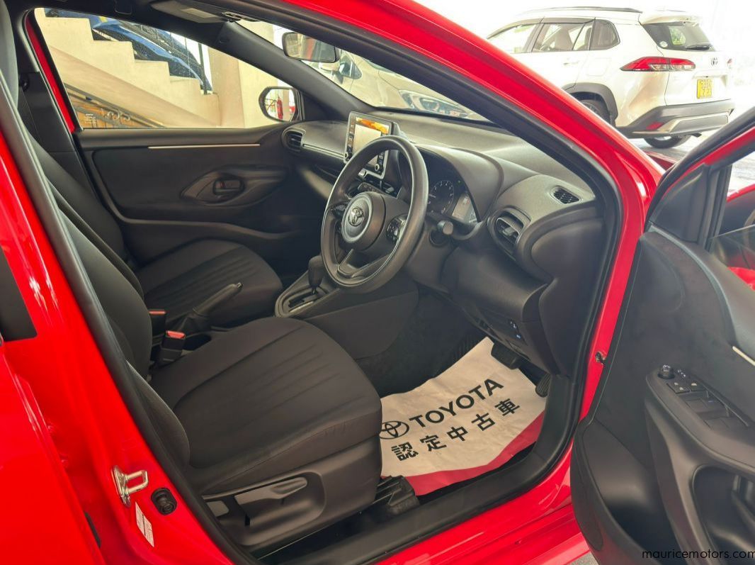 2022 Toyota Yaris X 1500cc pictures