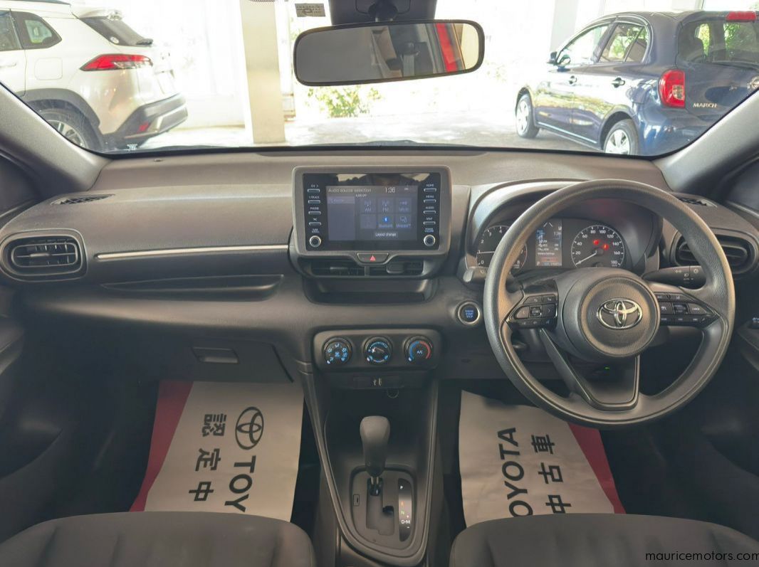 2022 Toyota Yaris X 1500cc pictures