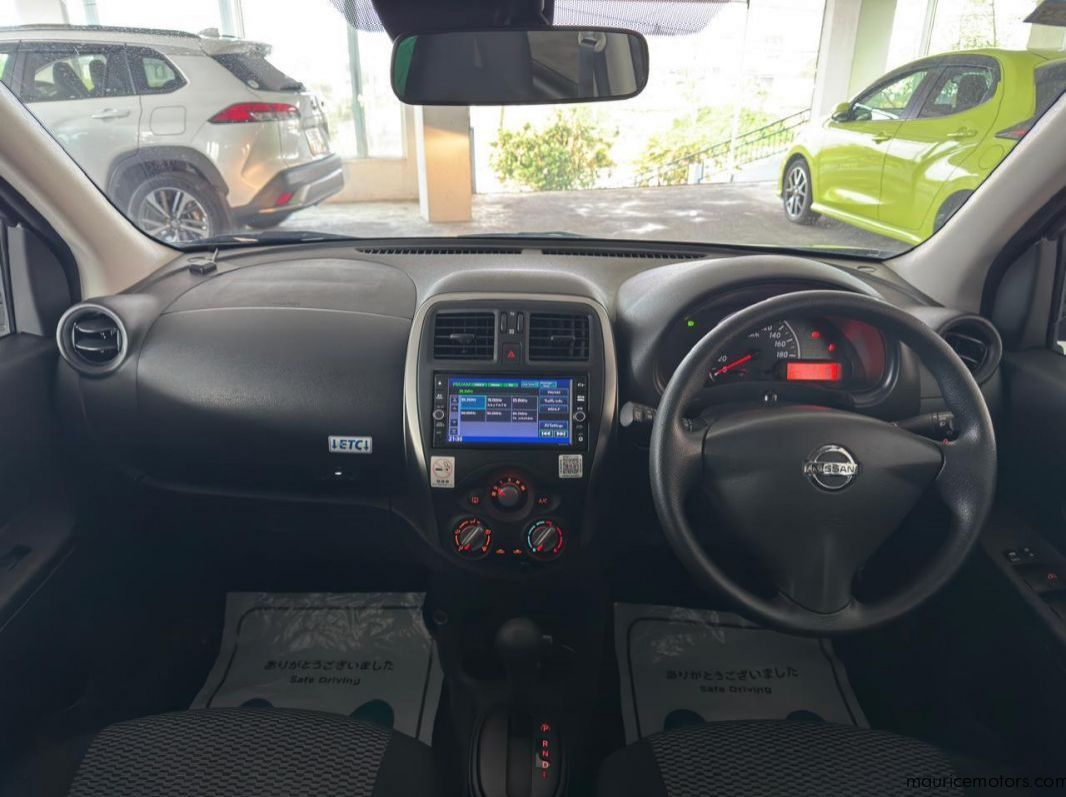 2022 Nissan March pictures